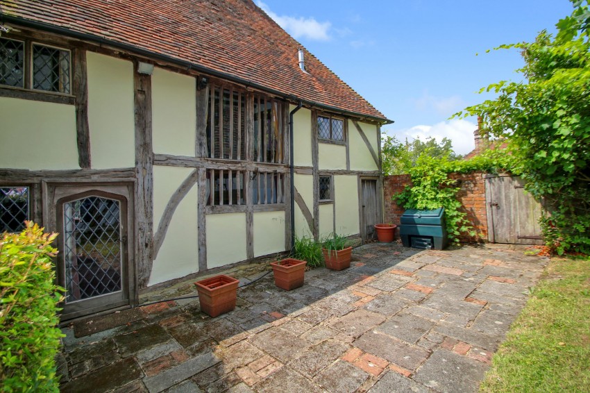 Images for Bethersden Road, Smarden, TN27 EAID:4216876937 BID:70d66595-8873-4a77-aef9-15962f379483
