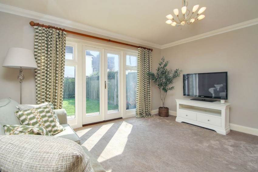 Images for Grigg Lane, Headcorn, TN27 EAID:4216876937 BID:70d66595-8873-4a77-aef9-15962f379483