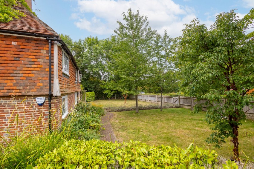 Images for Ashford Road, Bethersden, TN26 EAID:4216876937 BID:70d66595-8873-4a77-aef9-15962f379483