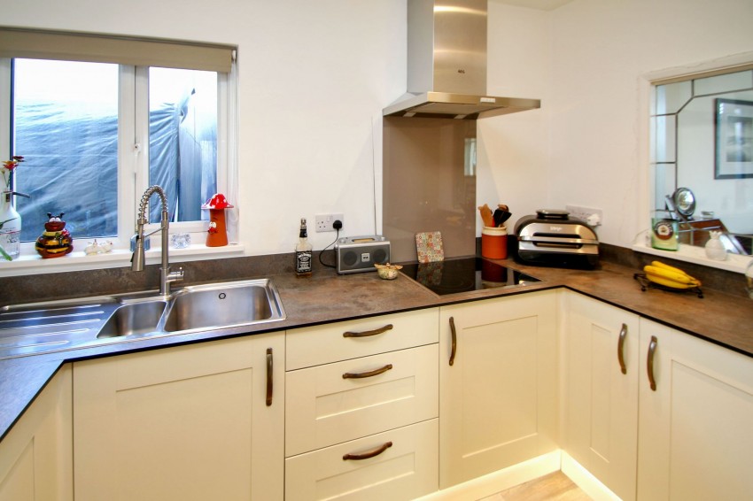 Images for Hilltop Drive, Highfields Hilltop Drive, TN31 EAID:4216876937 BID:0ad47bdb-e4d4-4b5e-b876-eed8ba4c2973