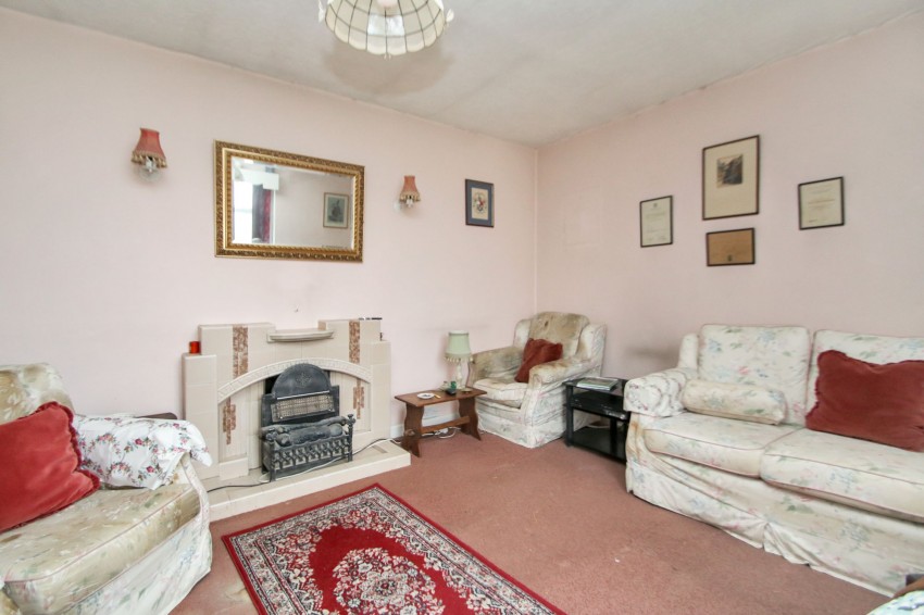 Images for Main Street, Peasmarsh, TN31 EAID:4216876937 BID:0ad47bdb-e4d4-4b5e-b876-eed8ba4c2973