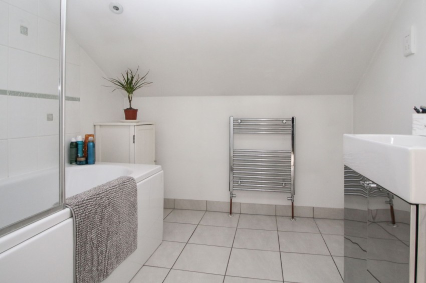 Images for Ashford Road, Tenterden, TN30 EAID:4216876937 BID:70d66595-8873-4a77-aef9-15962f379483