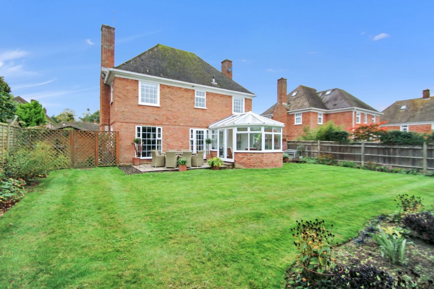 Images for Westwell Court, Tenterden, TN30 EAID:4216876937 BID:70d66595-8873-4a77-aef9-15962f379483