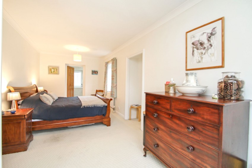 Images for Westwell Court, Tenterden, TN30 EAID:4216876937 BID:70d66595-8873-4a77-aef9-15962f379483