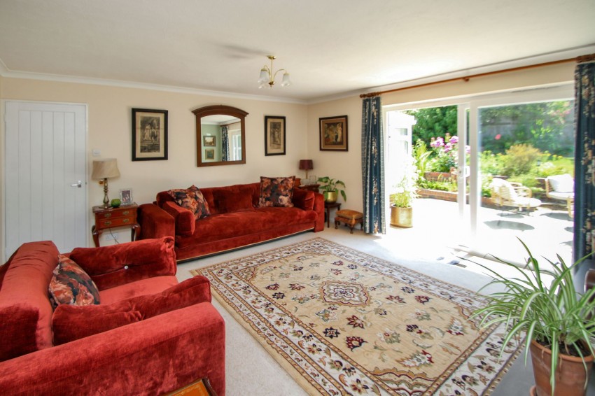 Images for Haffenden Road, Tenterden, TN30 EAID:4216876937 BID:70d66595-8873-4a77-aef9-15962f379483