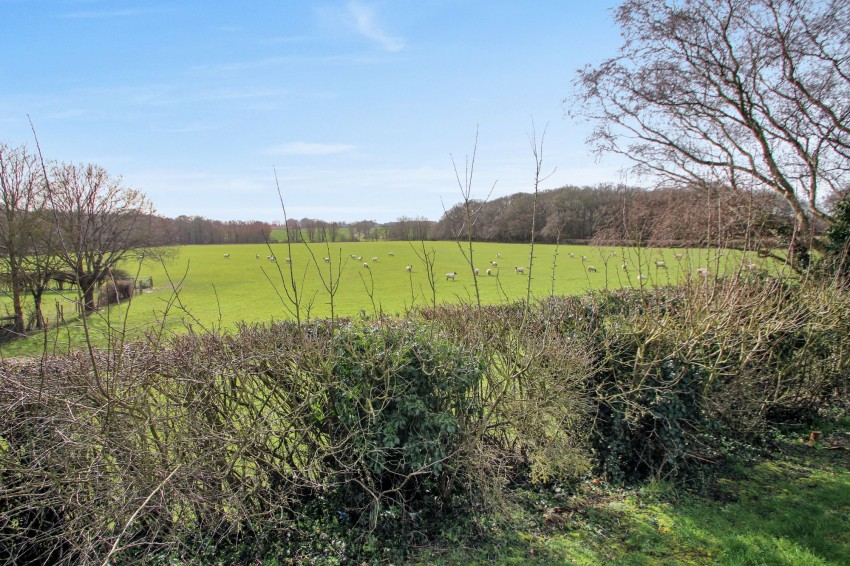 Images for Ashford Road, Bethersden, TN26 EAID:4216876937 BID:70d66595-8873-4a77-aef9-15962f379483