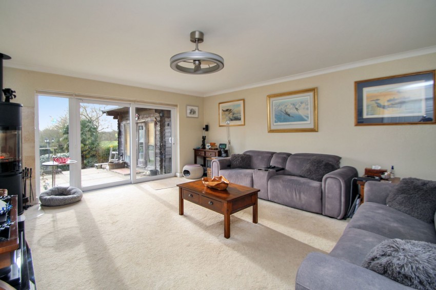 Images for Ashford Road, Bethersden, TN26 EAID:4216876937 BID:70d66595-8873-4a77-aef9-15962f379483