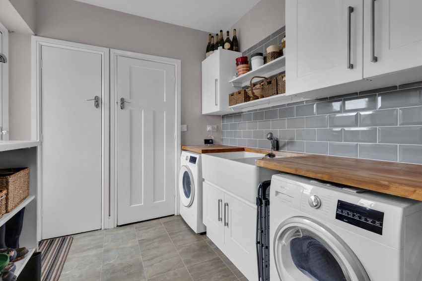 Images for Appledore Road, Tenterden, TN30 EAID:4216876937 BID:70d66595-8873-4a77-aef9-15962f379483