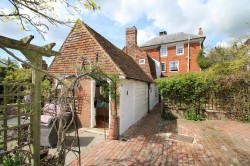 Images for 9 West Cross, Tenterden, TN30