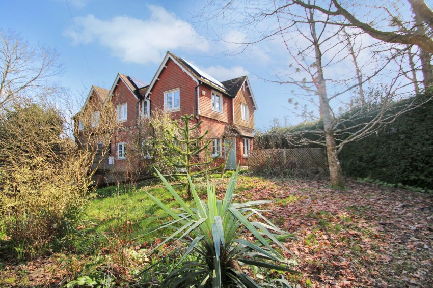 Images for Slip Mill Road, Hawkhurst, TN18 EAID:4216876937 BID:70d66595-8873-4a77-aef9-15962f379483