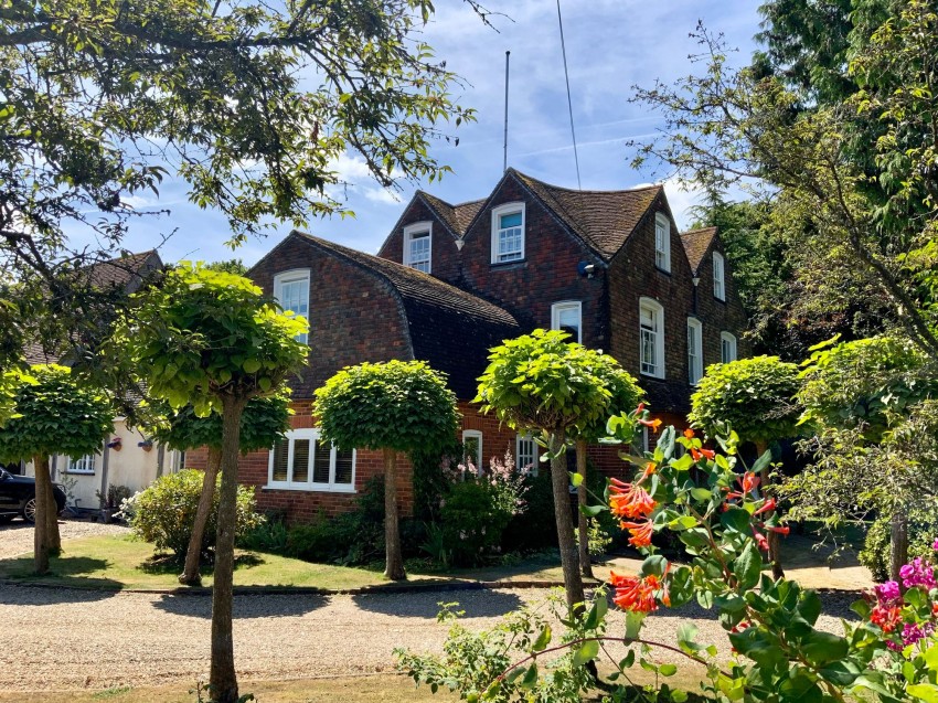 Images for Chessenden Lane, Smarden, TN27 EAID:4216876937 BID:70d66595-8873-4a77-aef9-15962f379483