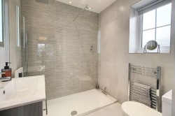 Images for Halden Close, High Halden, TN26