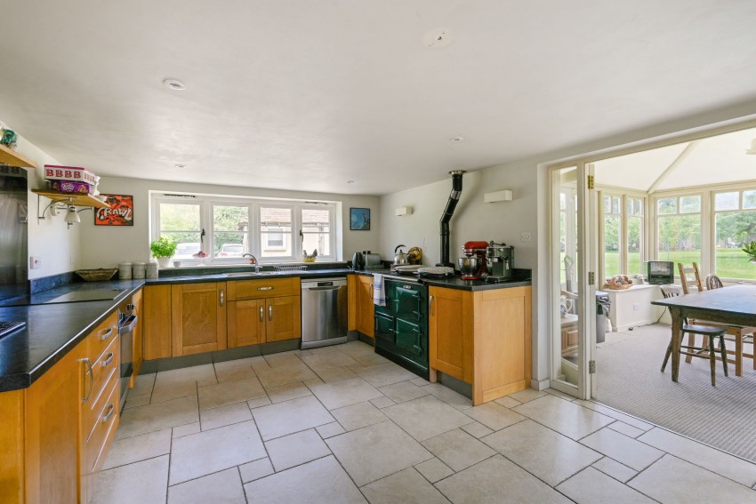 Images for Waterman Quarters, Headcorn, TN27 EAID:4216876937 BID:70d66595-8873-4a77-aef9-15962f379483