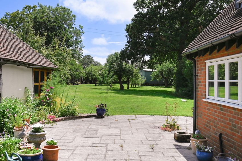 Images for Waterman Quarters, Headcorn, TN27 EAID:4216876937 BID:70d66595-8873-4a77-aef9-15962f379483