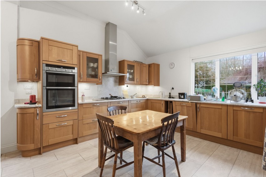 Images for Six Fields Path, Tenterden, TN30 EAID:4216876937 BID:70d66595-8873-4a77-aef9-15962f379483