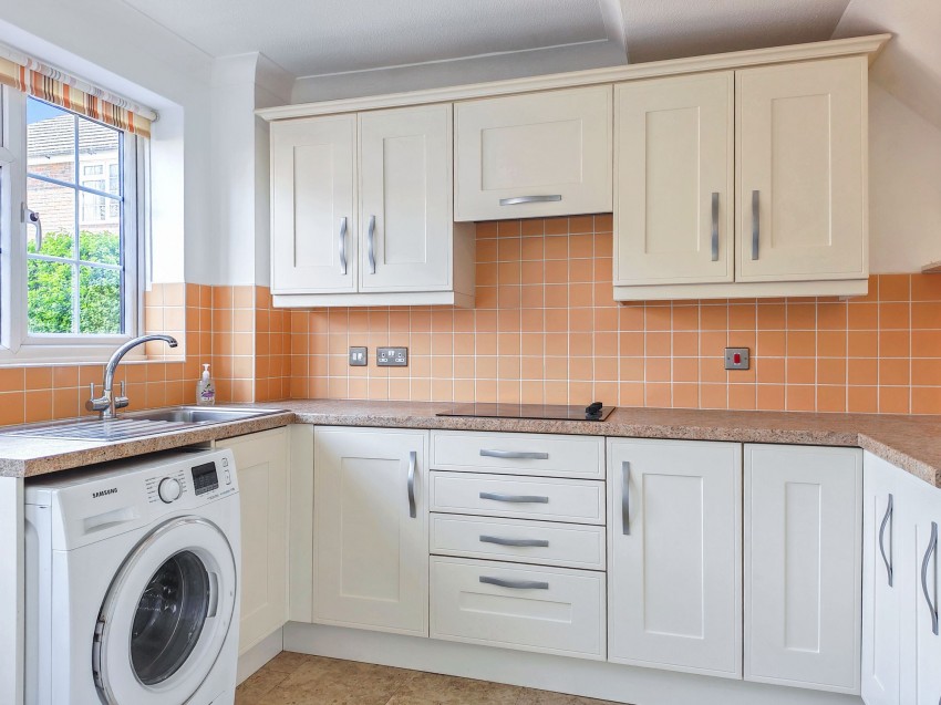 Images for North Salts, Rye, TN31 EAID:4216876937 BID:0ad47bdb-e4d4-4b5e-b876-eed8ba4c2973