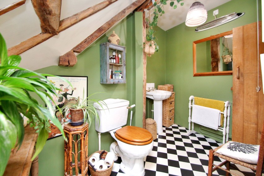 Images for High Street, Biddenden, TN27 EAID:4216876937 BID:70d66595-8873-4a77-aef9-15962f379483