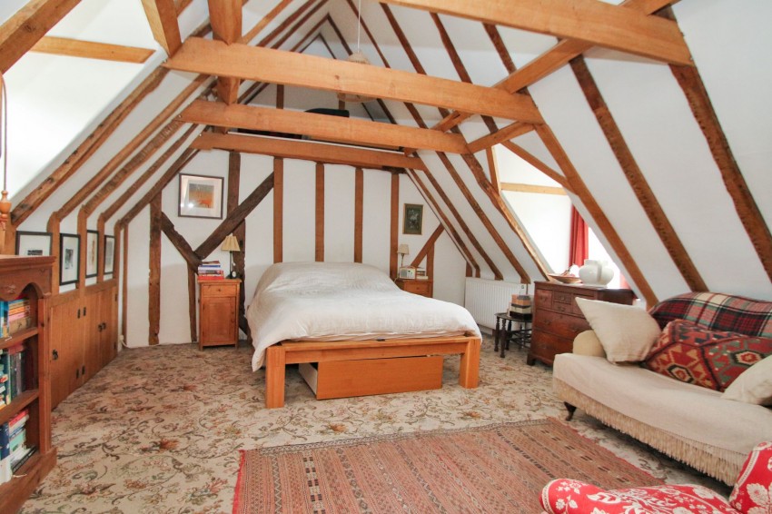 Images for High Street, Biddenden, TN27 EAID:4216876937 BID:70d66595-8873-4a77-aef9-15962f379483