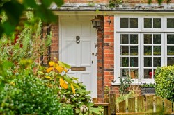 Images for Hylands Yard, Rye, TN31