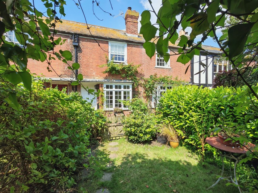 Images for Hylands Yard, Rye, TN31 EAID:4216876937 BID:0ad47bdb-e4d4-4b5e-b876-eed8ba4c2973