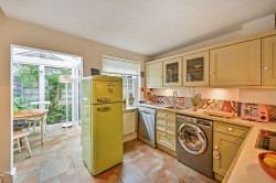 Images for Hylands Yard, Rye, TN31