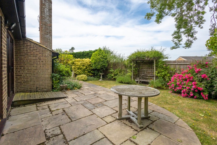 Images for Turners Avenue, Tenterden, TN30 EAID:4216876937 BID:70d66595-8873-4a77-aef9-15962f379483