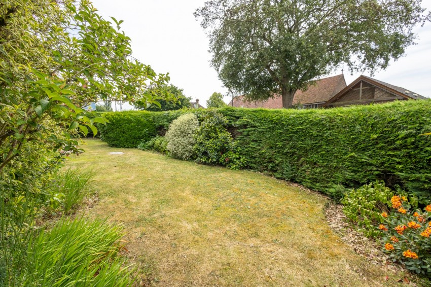 Images for Turners Avenue, Tenterden, TN30 EAID:4216876937 BID:70d66595-8873-4a77-aef9-15962f379483