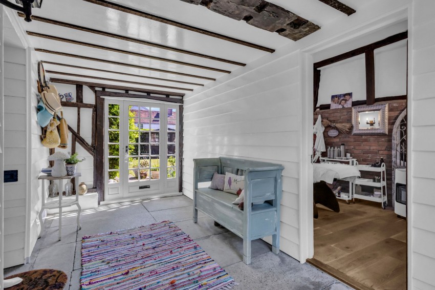 Images for High Street, Rolvenden, TN17 EAID:4216876937 BID:70d66595-8873-4a77-aef9-15962f379483
