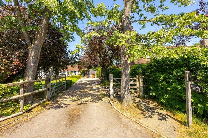 Images for Bethersden Road, Smarden, TN27 EAID:4216876937 BID:70d66595-8873-4a77-aef9-15962f379483
