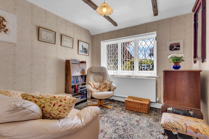 Images for Bethersden Road, Smarden, TN27 EAID:4216876937 BID:70d66595-8873-4a77-aef9-15962f379483