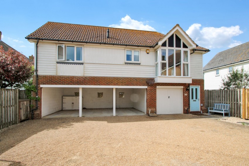 Images for Badger Way, Camber, TN31 EAID:4216876937 BID:0ad47bdb-e4d4-4b5e-b876-eed8ba4c2973