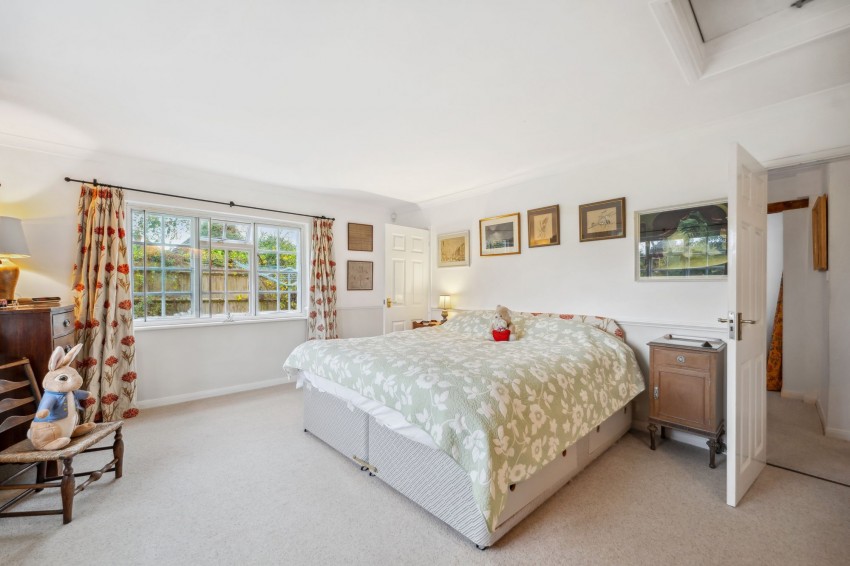 Images for The Street, Wittersham, TN30 EAID:4216876937 BID:70d66595-8873-4a77-aef9-15962f379483