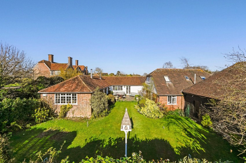 Images for The Street, Wittersham, TN30 EAID:4216876937 BID:70d66595-8873-4a77-aef9-15962f379483