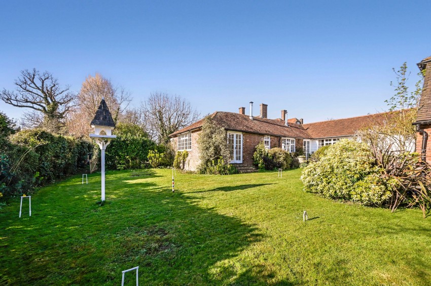 Images for The Street, Wittersham, TN30 EAID:4216876937 BID:70d66595-8873-4a77-aef9-15962f379483