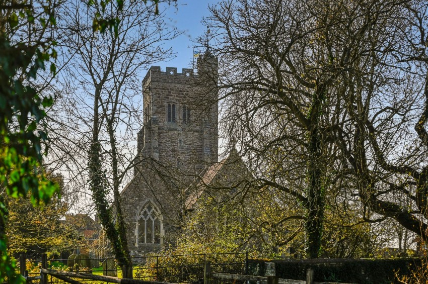 Images for The Street, Wittersham, TN30 EAID:4216876937 BID:70d66595-8873-4a77-aef9-15962f379483