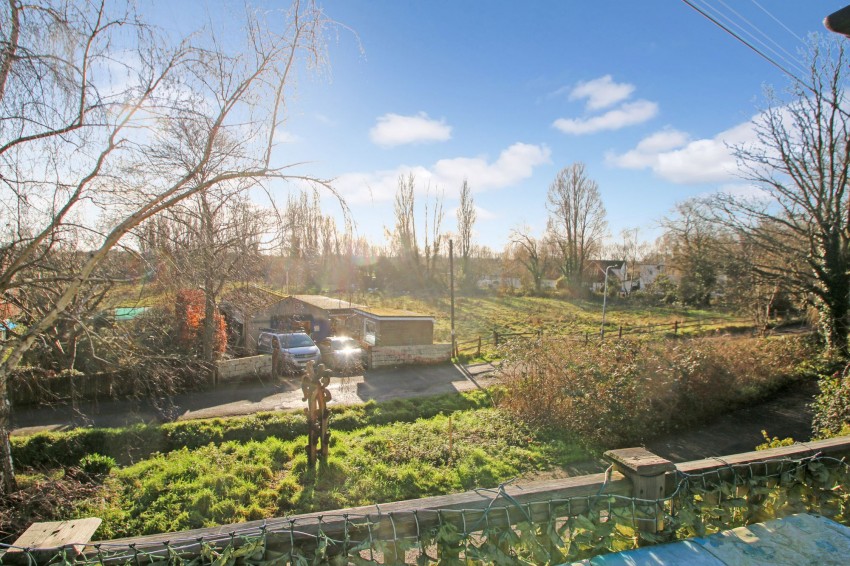 Images for Udimore Road, Rye, TN31 EAID:4216876937 BID:0ad47bdb-e4d4-4b5e-b876-eed8ba4c2973