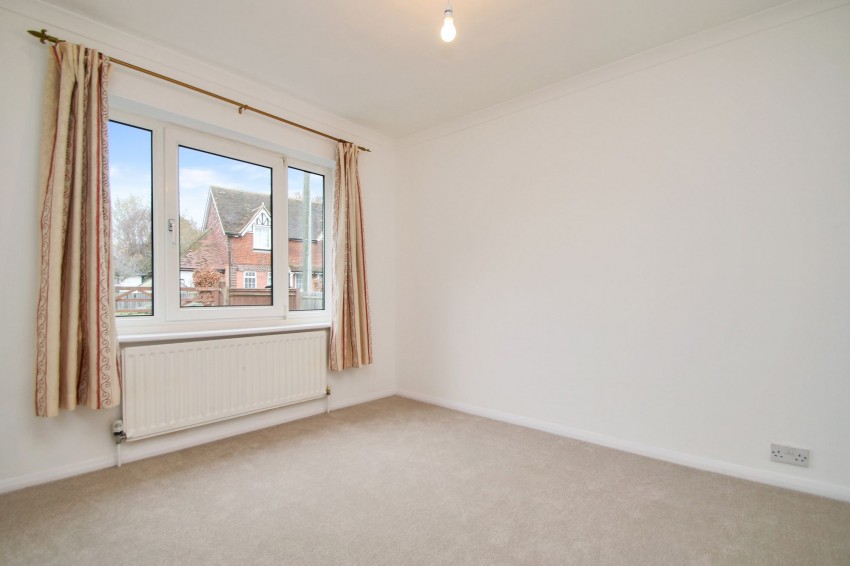 Images for Lower Road, Woodchurch, TN26 EAID:4216876937 BID:70d66595-8873-4a77-aef9-15962f379483