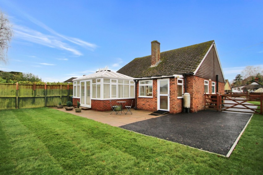 Images for Lower Road, Woodchurch, TN26 EAID:4216876937 BID:70d66595-8873-4a77-aef9-15962f379483