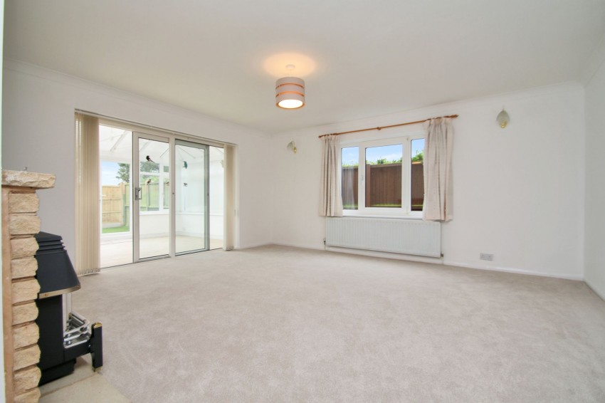 Images for Lower Road, Woodchurch, TN26 EAID:4216876937 BID:70d66595-8873-4a77-aef9-15962f379483