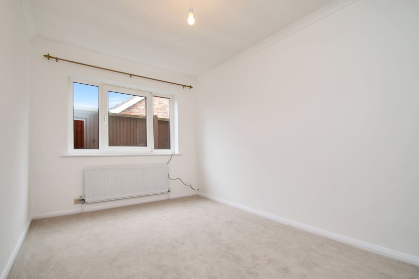 Images for Lower Road, Woodchurch, TN26 EAID:4216876937 BID:70d66595-8873-4a77-aef9-15962f379483