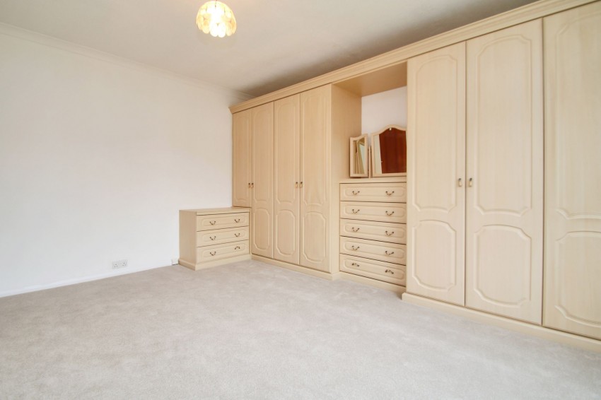 Images for Lower Road, Woodchurch, TN26 EAID:4216876937 BID:70d66595-8873-4a77-aef9-15962f379483