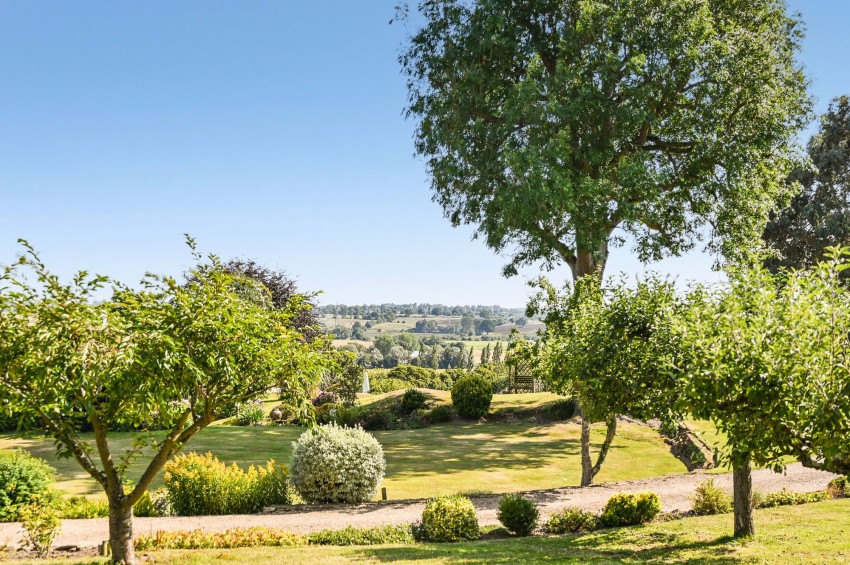 Images for Rye Road, Wittersham, TN30 EAID:4216876937 BID:70d66595-8873-4a77-aef9-15962f379483