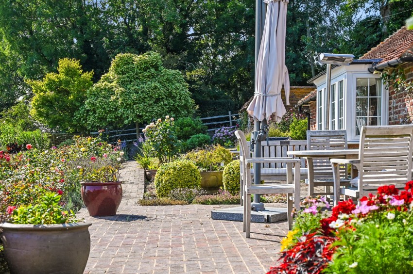 Images for Rye Road, Wittersham, TN30 EAID:4216876937 BID:70d66595-8873-4a77-aef9-15962f379483