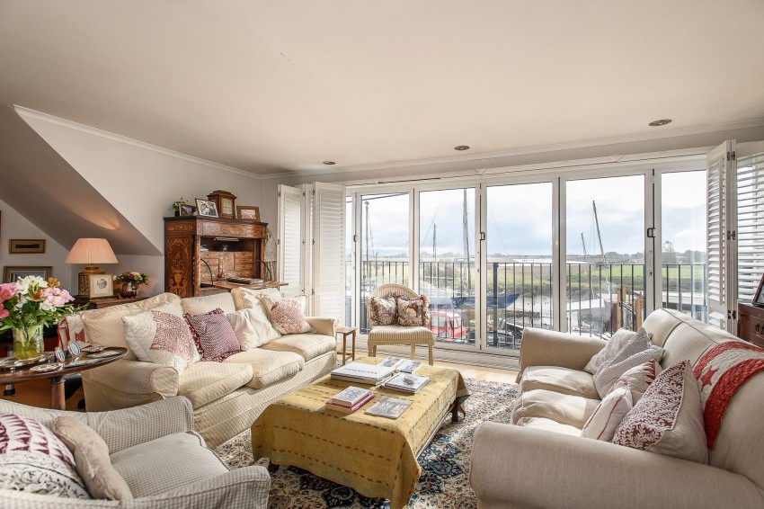 Images for Rock Channel, Rye, TN31 EAID:4216876937 BID:0ad47bdb-e4d4-4b5e-b876-eed8ba4c2973