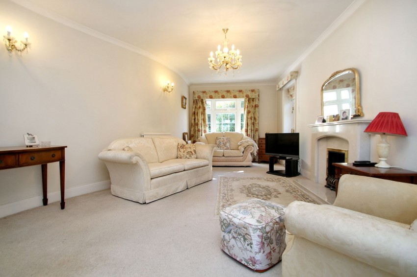 Images for Westwell Court, Tenterden, TN30 EAID:4216876937 BID:70d66595-8873-4a77-aef9-15962f379483