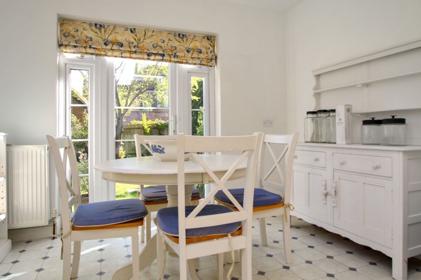 Images for Westwell Court, Tenterden, TN30 EAID:4216876937 BID:70d66595-8873-4a77-aef9-15962f379483