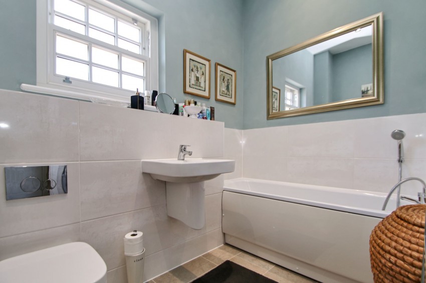Images for Three Fields Road, Tenterden, TN30 EAID:4216876937 BID:70d66595-8873-4a77-aef9-15962f379483