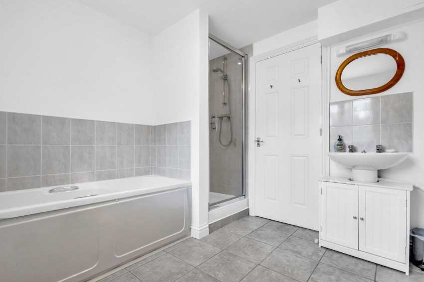 Images for Sissinghurst Road, Biddenden, TN27 EAID:4216876937 BID:70d66595-8873-4a77-aef9-15962f379483