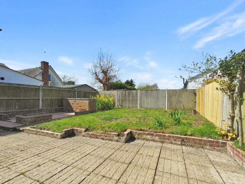 Images for Lydd Road, Camber, TN31 EAID:4216876937 BID:0ad47bdb-e4d4-4b5e-b876-eed8ba4c2973