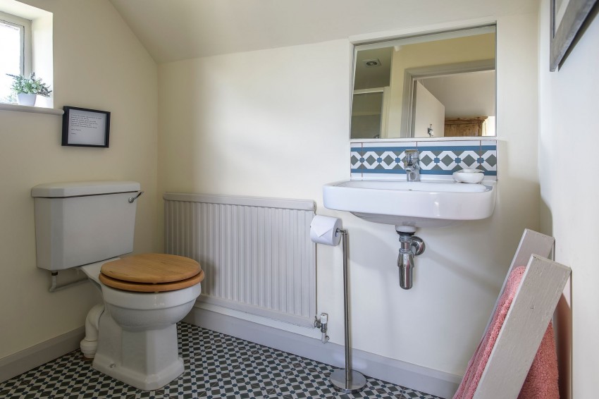 Images for Woodchurch, Ashford, TN26 EAID:4216876937 BID:70d66595-8873-4a77-aef9-15962f379483